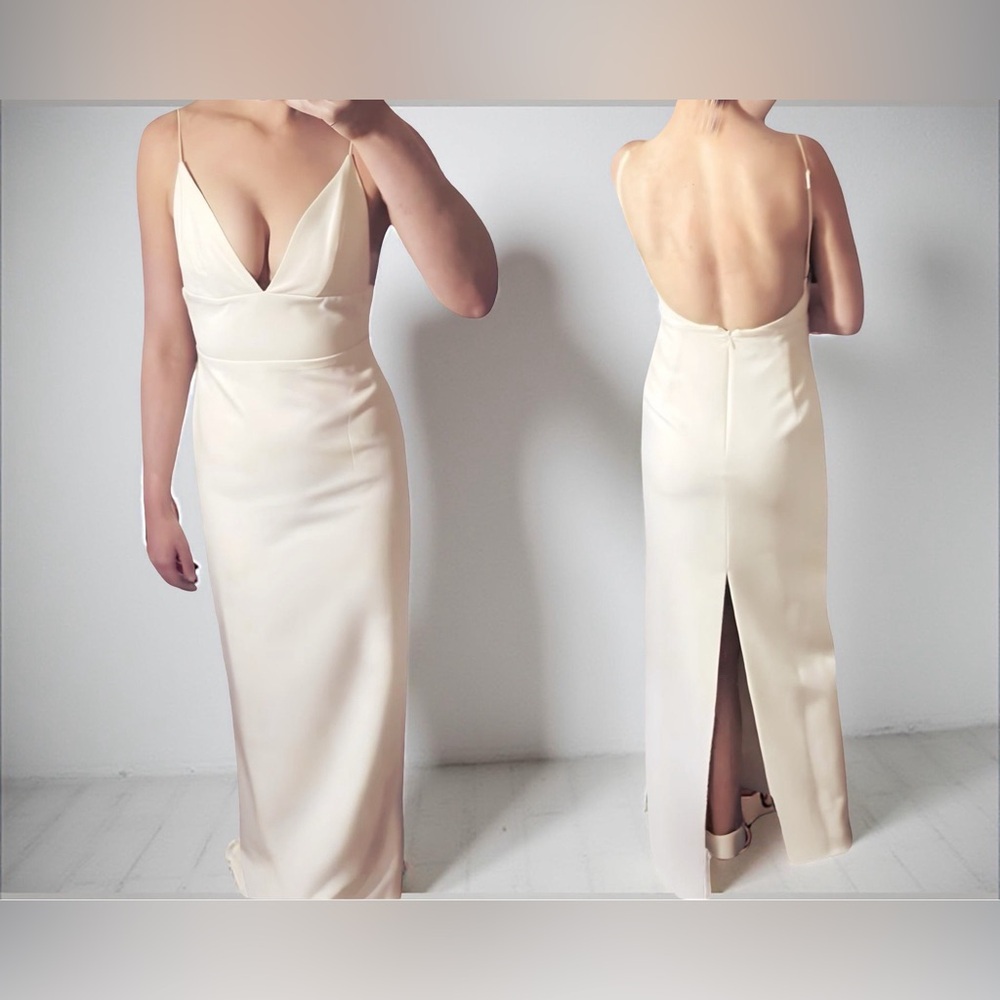 Sarah Seven Elegant White Wedding Dress - Picture 5 of 12